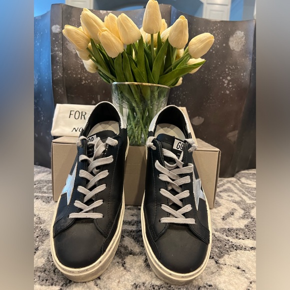 Golden Goose Hi Star platform low-top sneaker.  Size 37 - Picture 4 of 9